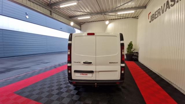 Renault Trafic image 2