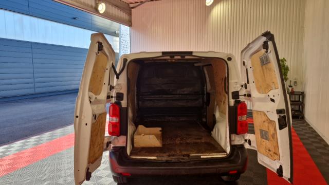 Citroen Jumpy image 2