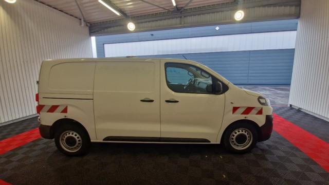 Citroen Jumpy image 9