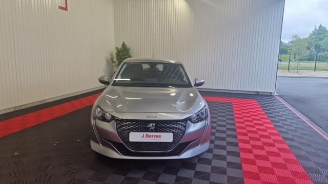 Peugeot 208 image 5