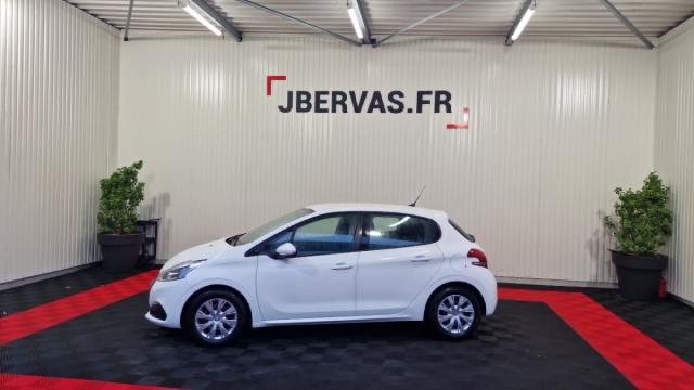 Peugeot 208 image 3