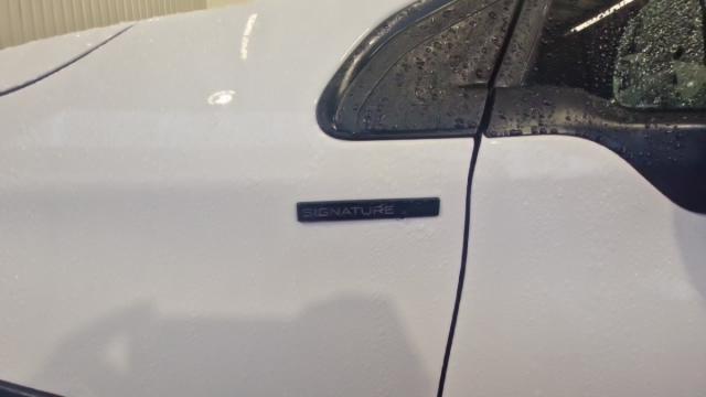 Peugeot 2008 image 8