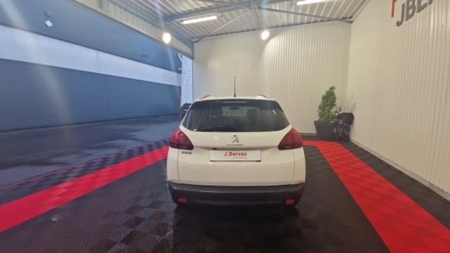 Peugeot 2008 image 3