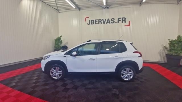 Peugeot 2008 image 2