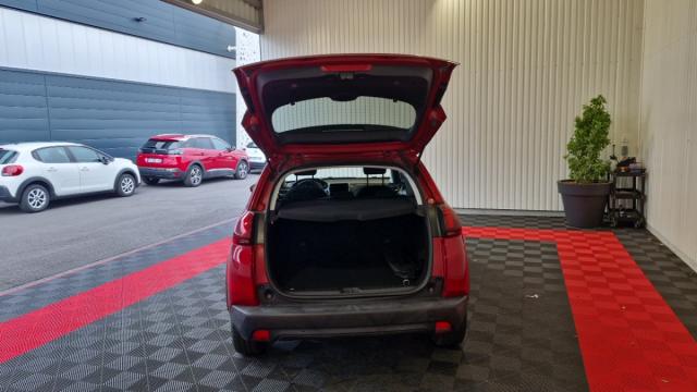 Peugeot 2008 image 8