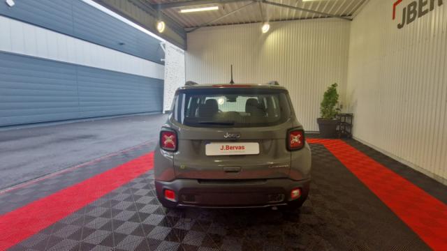 Jeep Renegade image 3