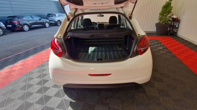 Peugeot 208 Affaire image 1