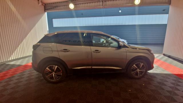 Peugeot 3008 image 1