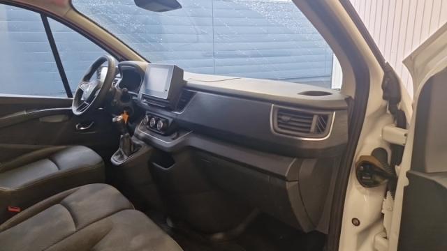Renault Trafic image 1