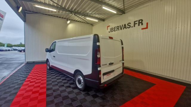 Renault Trafic image 3