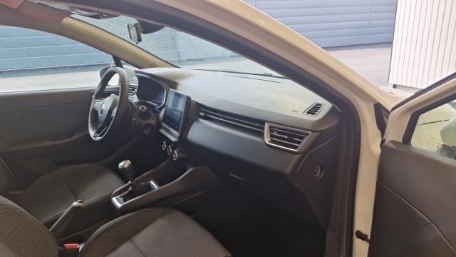 Renault Clio image 1