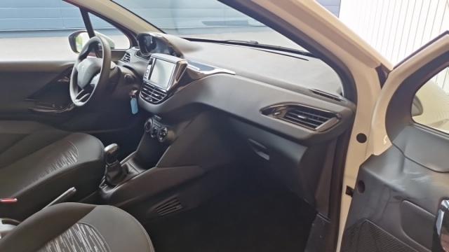 Peugeot 208 Affaire image 9