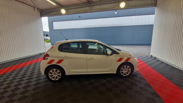 Peugeot 208 Affaire image 2