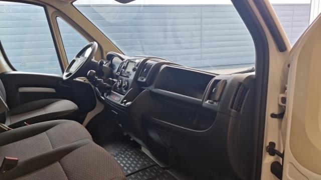Opel Movano image 2