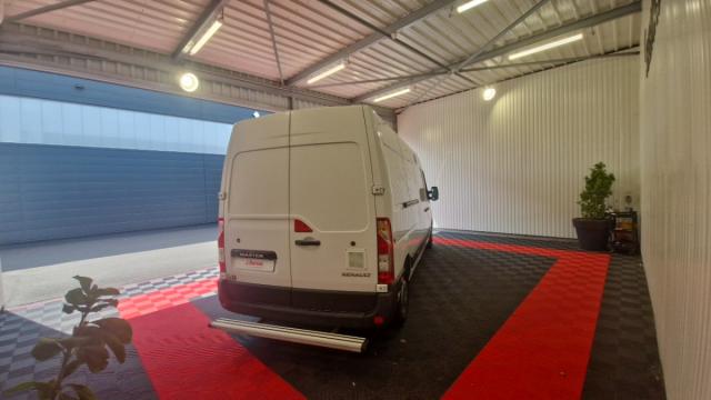 Renault Master image 1