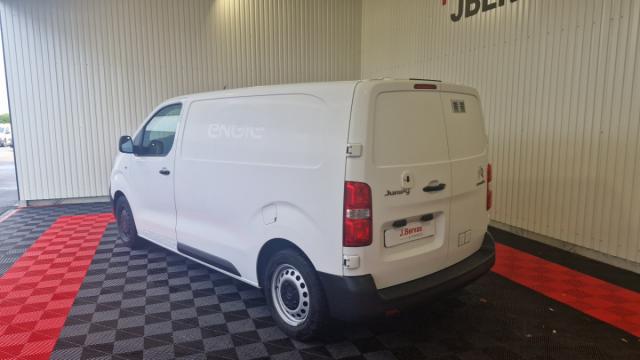 Citroen Jumpy image 9