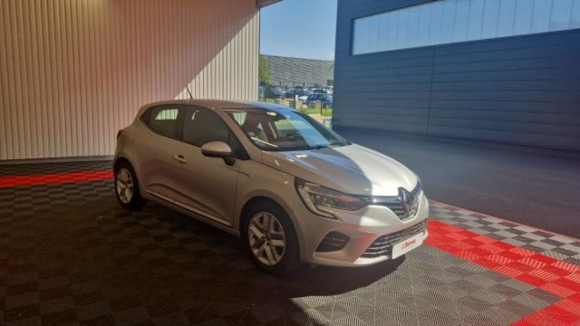 Renault Clio image 1