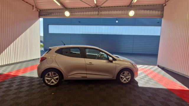 Renault Clio image 6