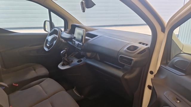 Peugeot Partner image 2