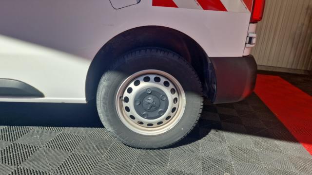 Peugeot Expert image 8