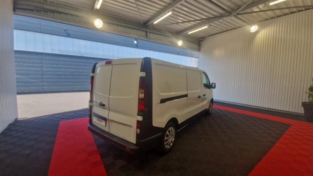 Renault Trafic image 9