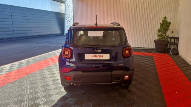 Jeep Renegade image 8
