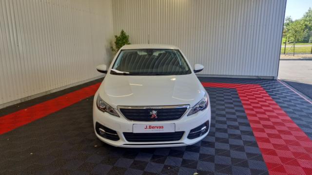Peugeot 308 image 2
