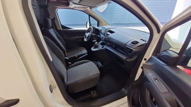 Opel Combo Cargo image 9