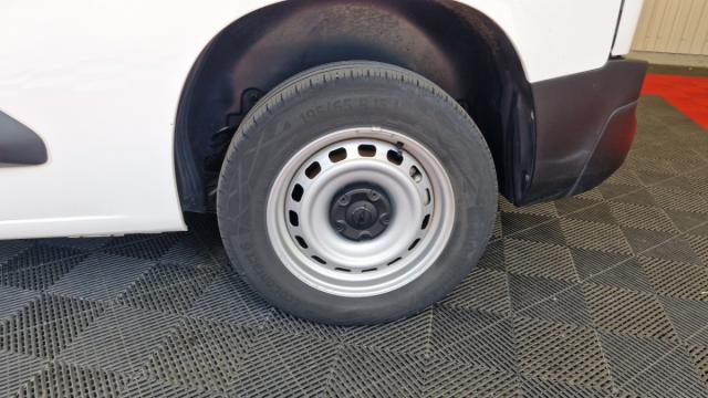 Opel Combo Cargo image 2