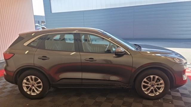 Ford Kuga image 4