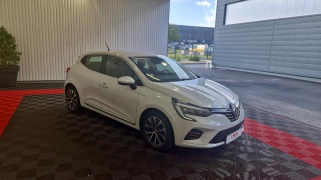 Renault Clio image 2