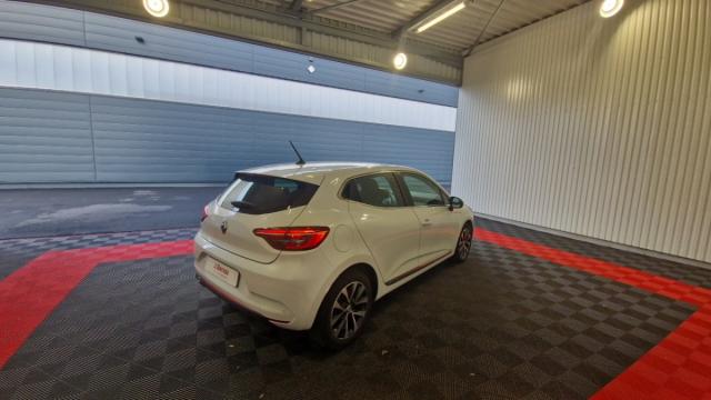 Renault Clio image 6