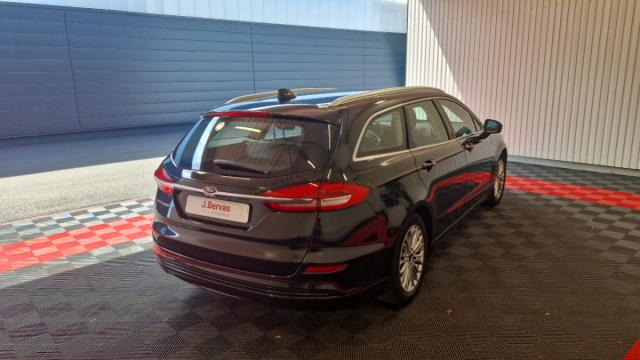 Ford Mondeo image 3