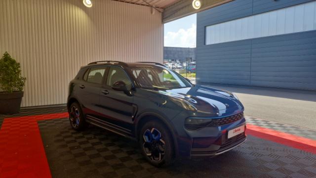 Lynk & Co 01 image 9