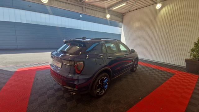Lynk & Co 01 image 1