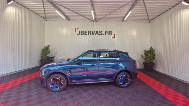 Lynk & Co 01 image 4