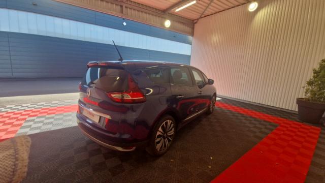 Renault Grand Scénic image 2