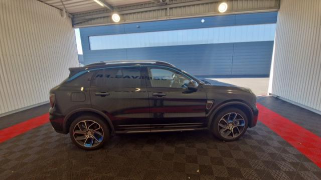 Lynk & Co 01 image 3