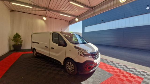 Renault Trafic image 9