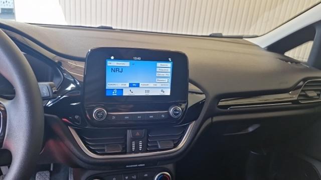 Ford Fiesta image 2