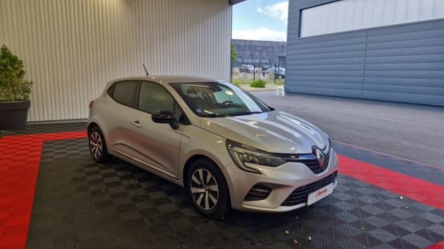 Renault Clio image 2