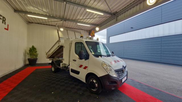Renault Master image 1