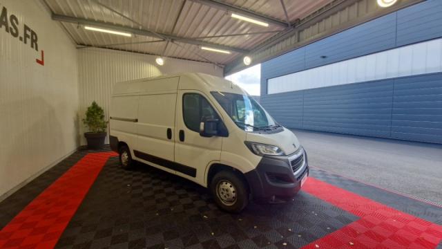 Peugeot Boxer image 1