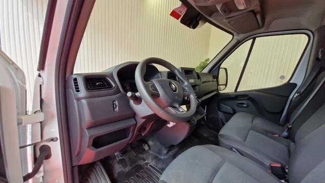 Renault Master image 1
