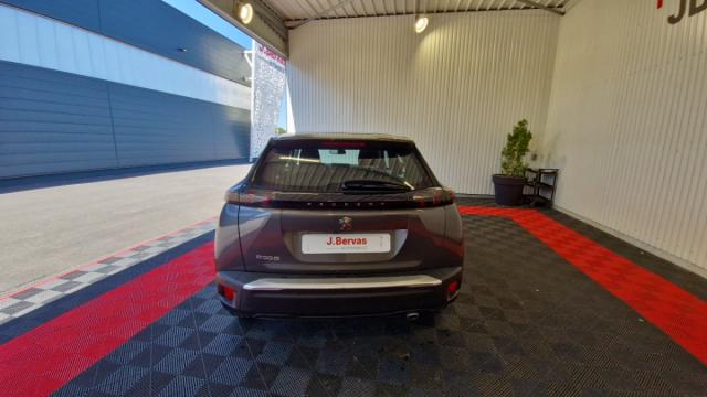Peugeot 2008 image 1