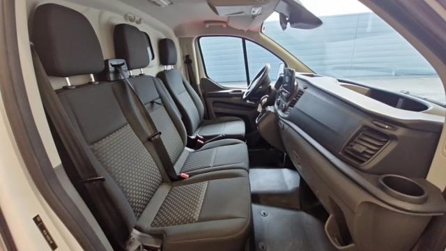 Ford Transit Custom image 9