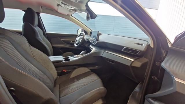 Peugeot 3008 image 9