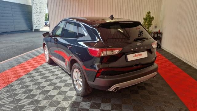 Ford Kuga image 6
