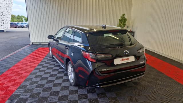 Toyota Corolla Touring Sports image 9