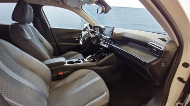 Peugeot 2008 image 5